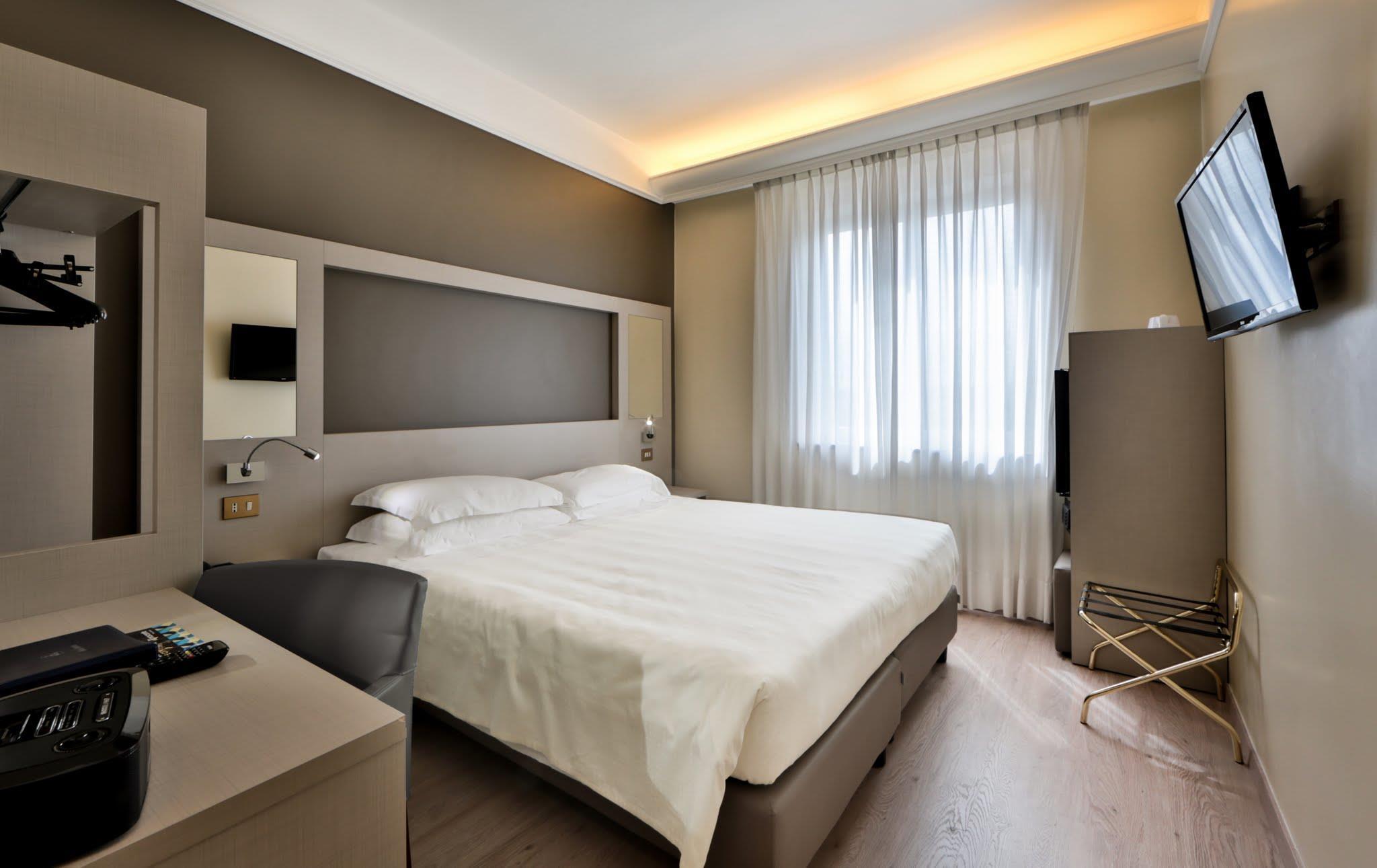 Hotel Astoria Sure Hotel Collection By Best Western Milan Exterior photo